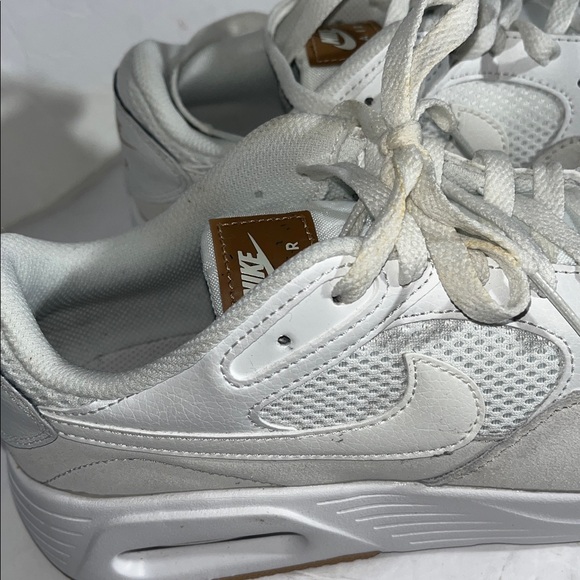 Nike Air size 9 like New - Picture 10 of 12